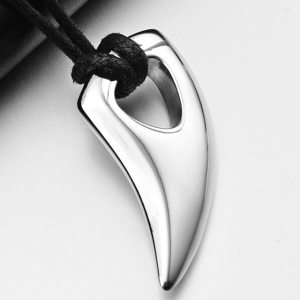 New Trendy Spiked Horn Shape Pendant Necklace Men's Necklace Fashion Metal Spike Shape Pendant Accessories Jewelry